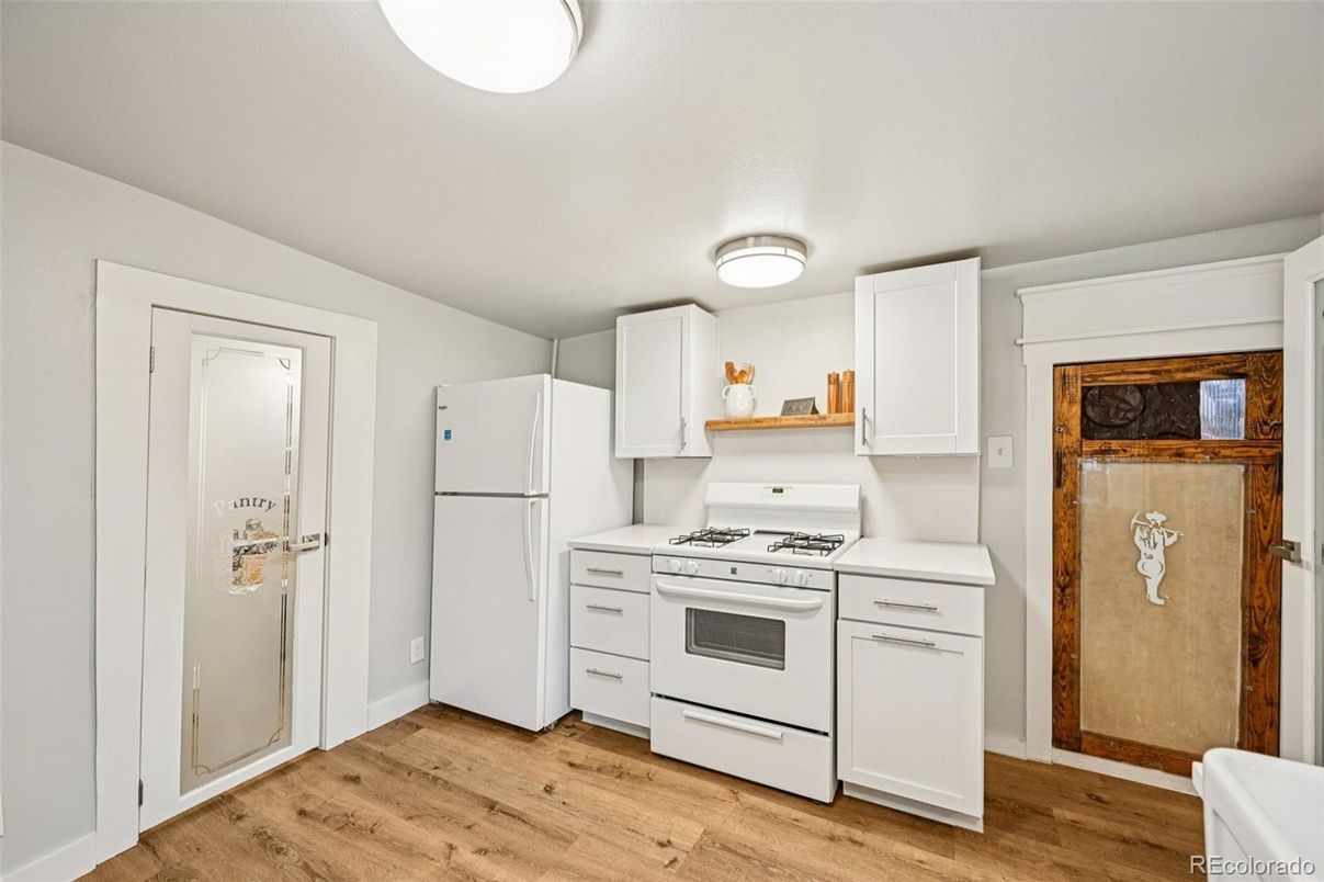 Interior, Kitchen, Wood Texture Flooring