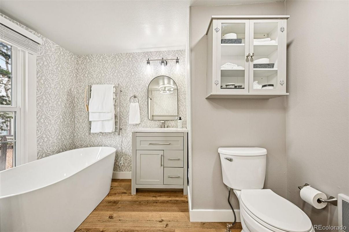 Bathroom, Free Standing Baths, Interior, Wood Texture Flooring