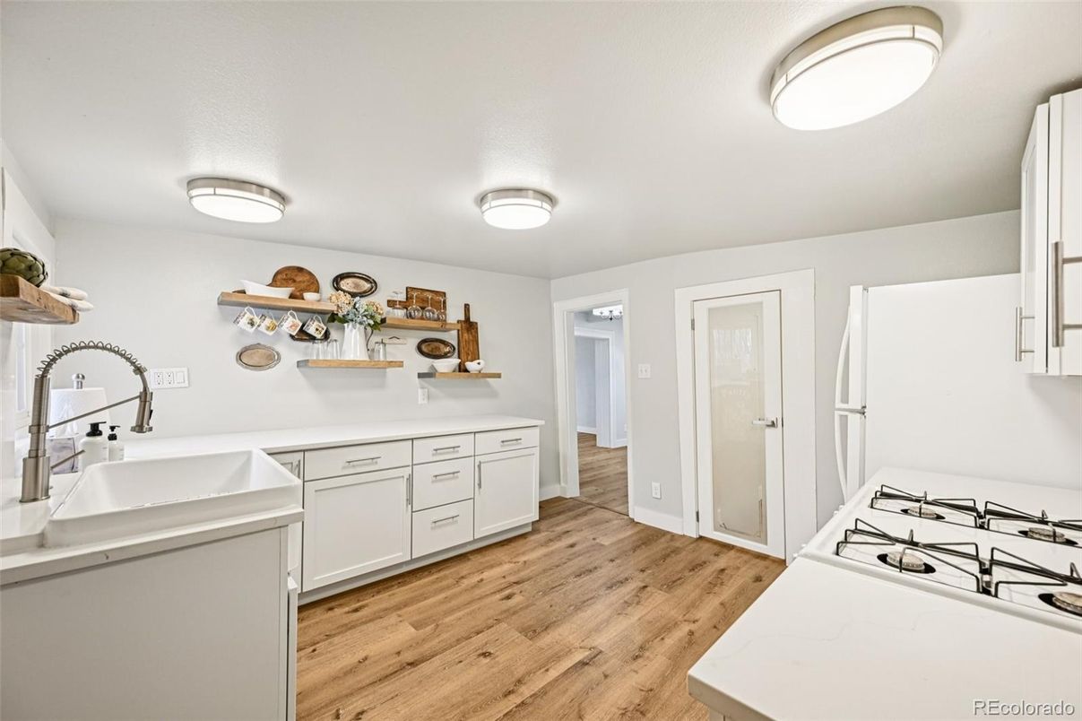 Interior, Kitchen, Wood Texture Flooring