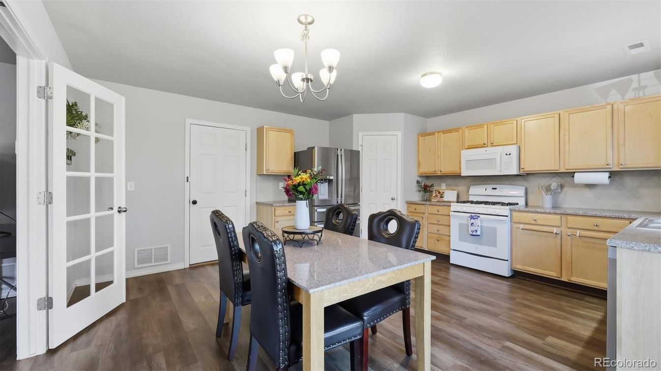 Chandelier, Dining room, Interior, Kitchen, Wood Texture Flooring