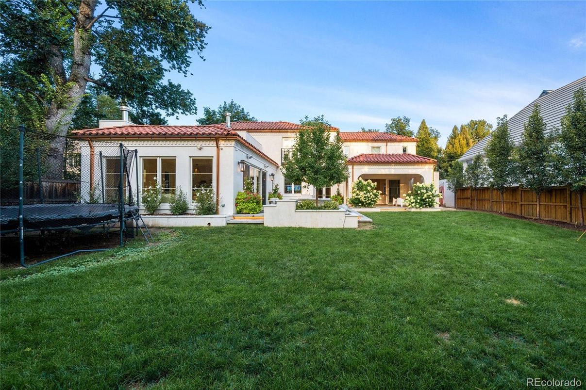 Backyard, Exterior, Playground