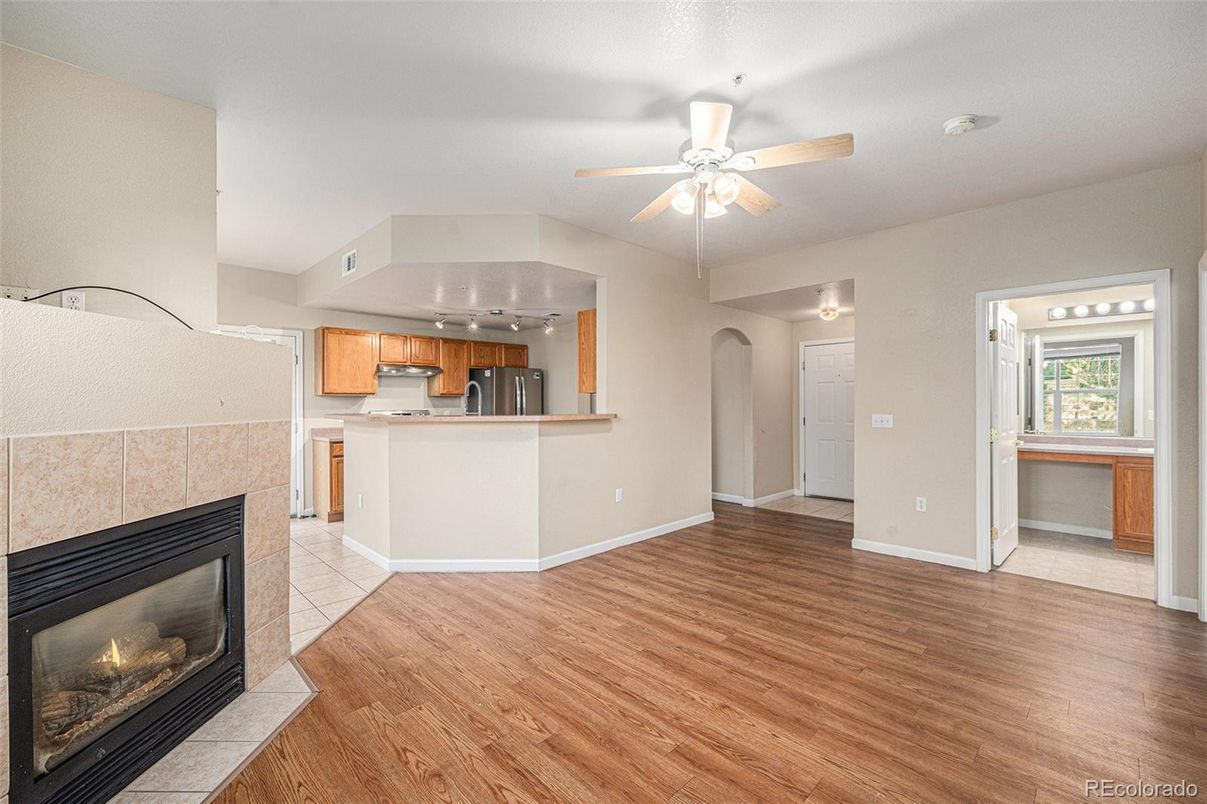 Fireplace, Interior, Kitchen, Wood Texture Flooring