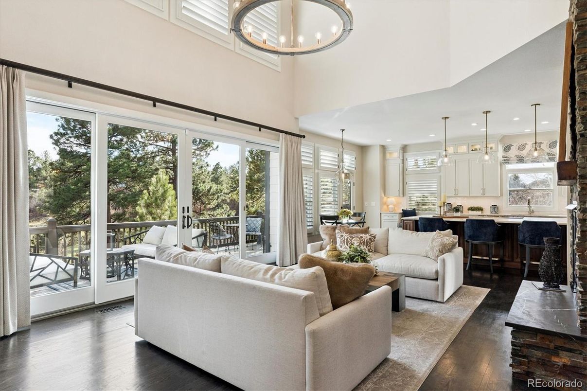 Interior, Kitchen, Living room, Pendant Lights, Recessed Lighting, Wood Texture Flooring