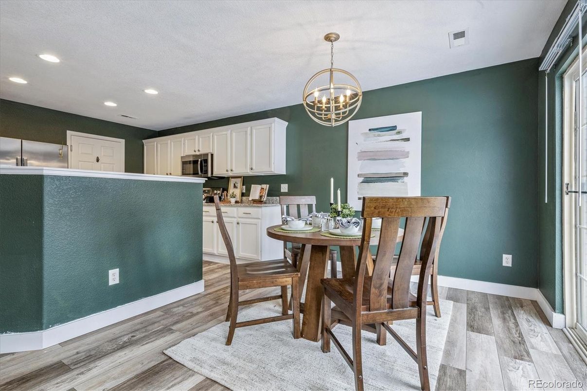 Chandelier, Dining room, Interior, Kitchen, Pendant Lights, Recessed Lighting, Wood Texture Flooring