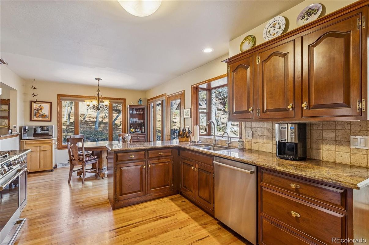 Chandelier, Dining room, Interior, Kitchen, Recessed Lighting, Wood Texture Flooring