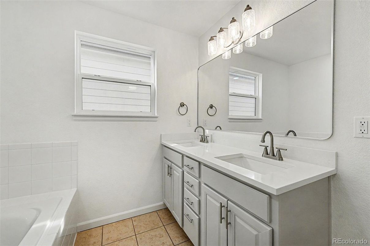 Bathroom, Dual Sink Vanities, Interior