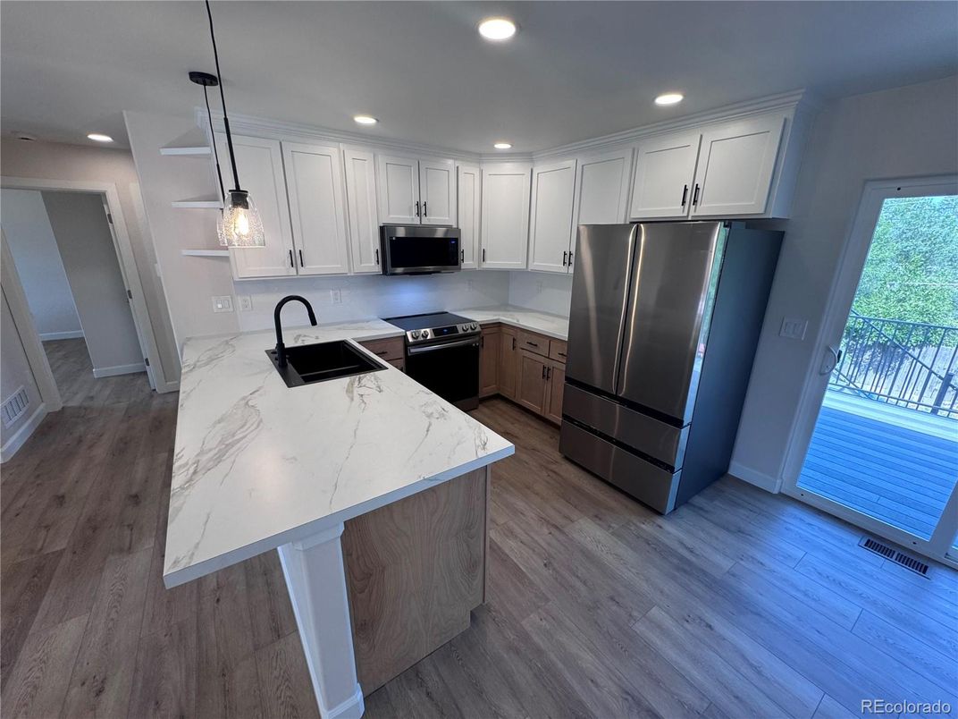 Interior, Kitchen, Pendant Lights, Recessed Lighting, Wood Texture Flooring