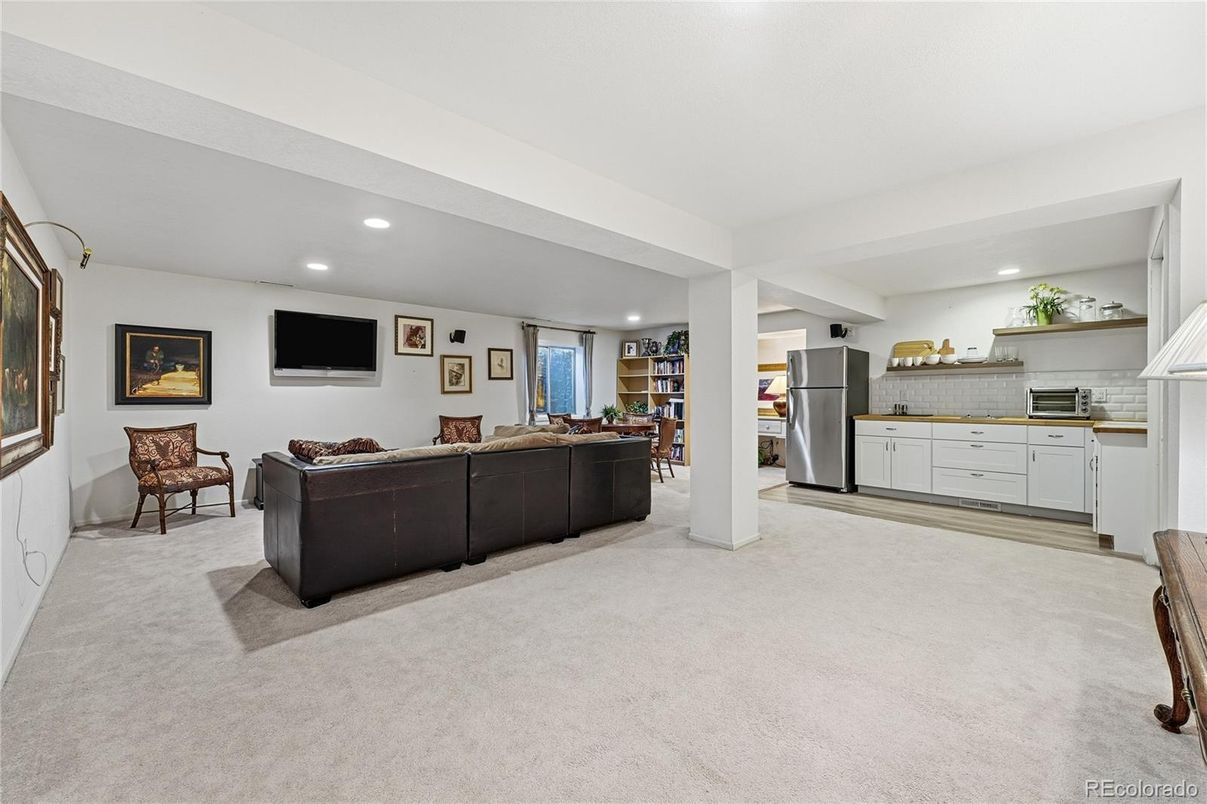 Interior, Kitchen, Living room, Recessed Lighting