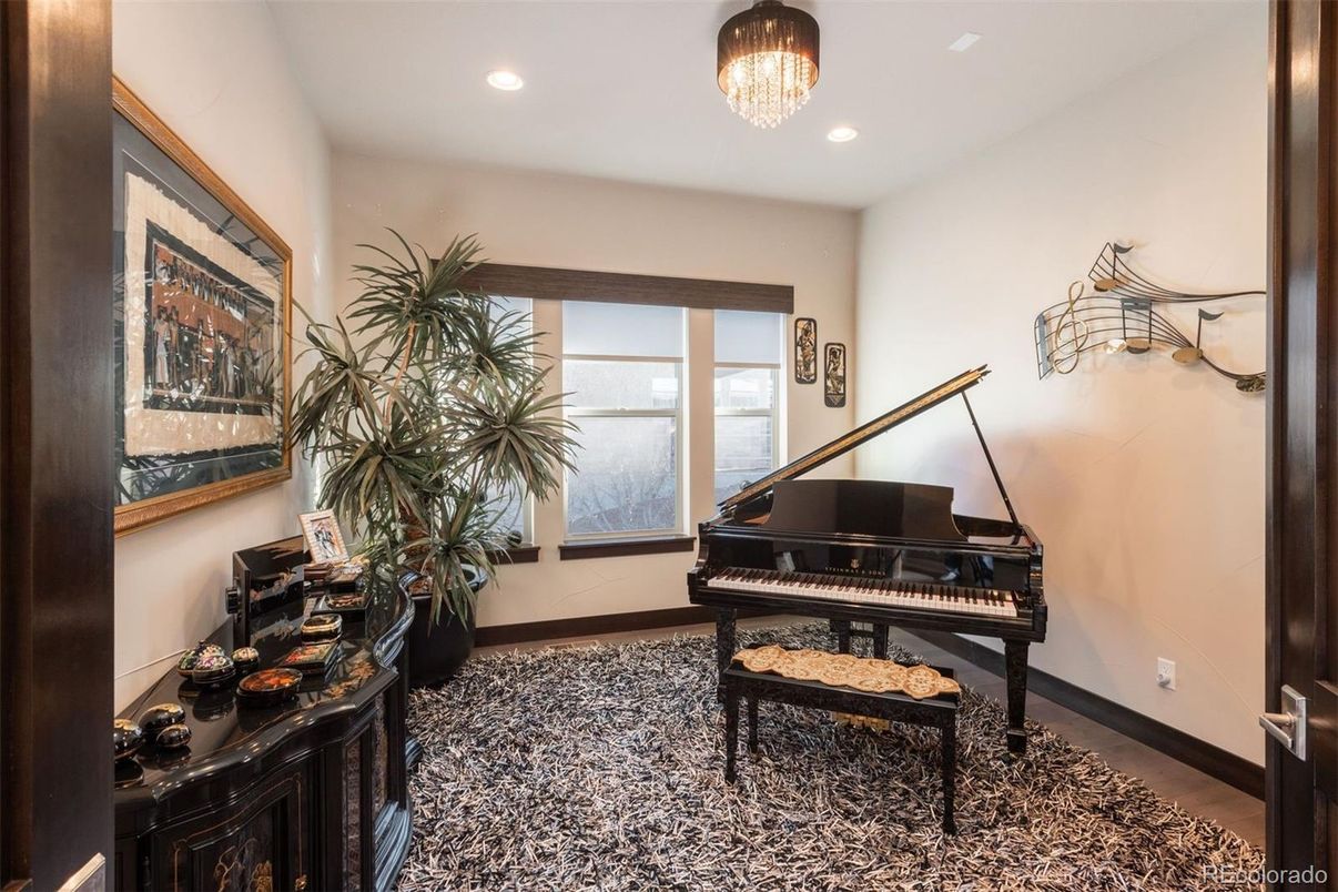 DE Listing image placeholder