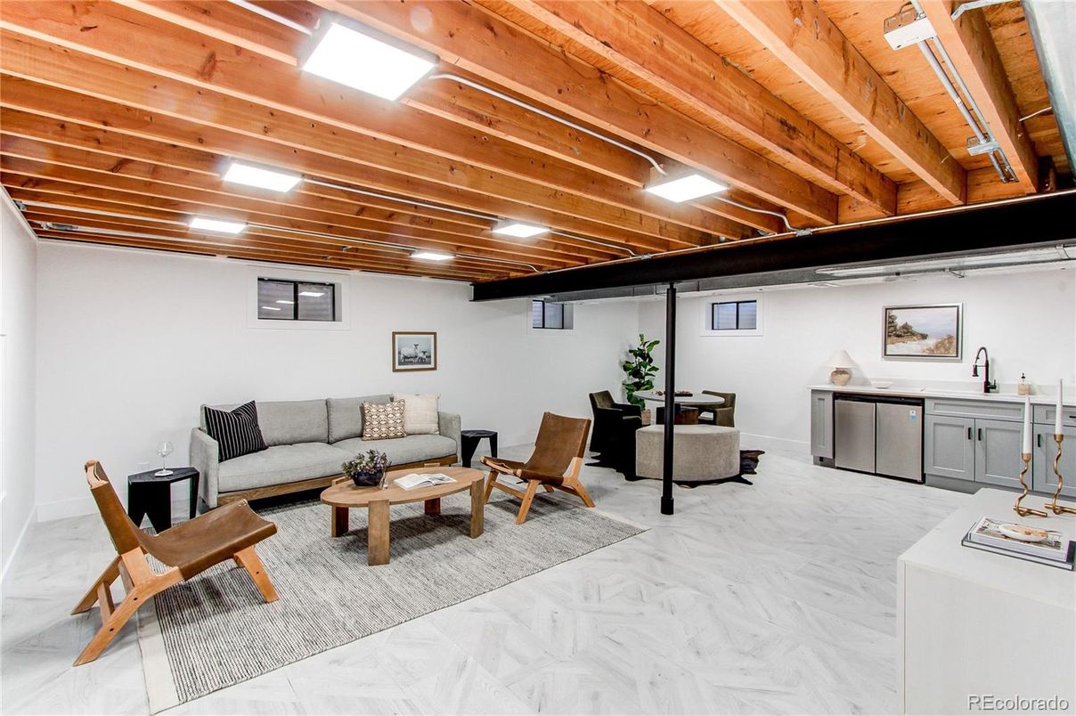 Interior, Living room, Marble, Recessed Lighting, Wooden Beams, Wooden Ceilings