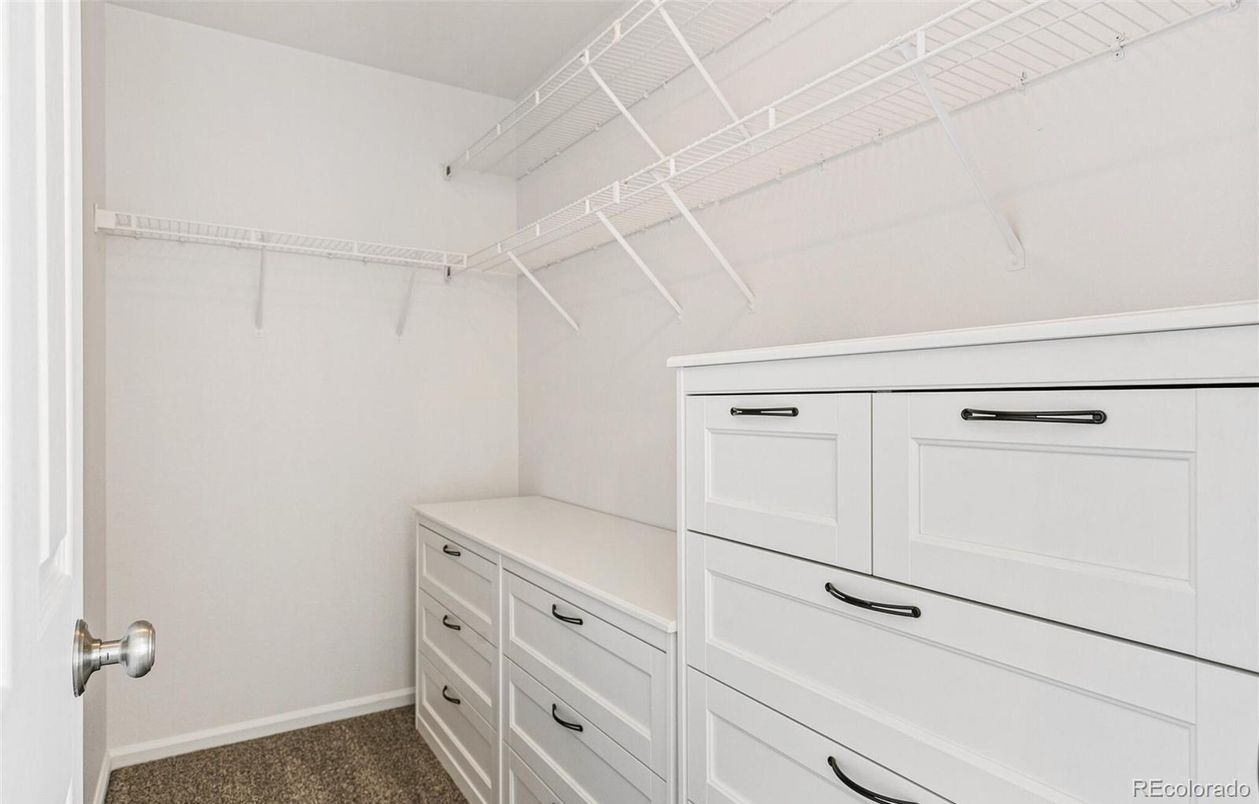 Interior, Walk-in Closets