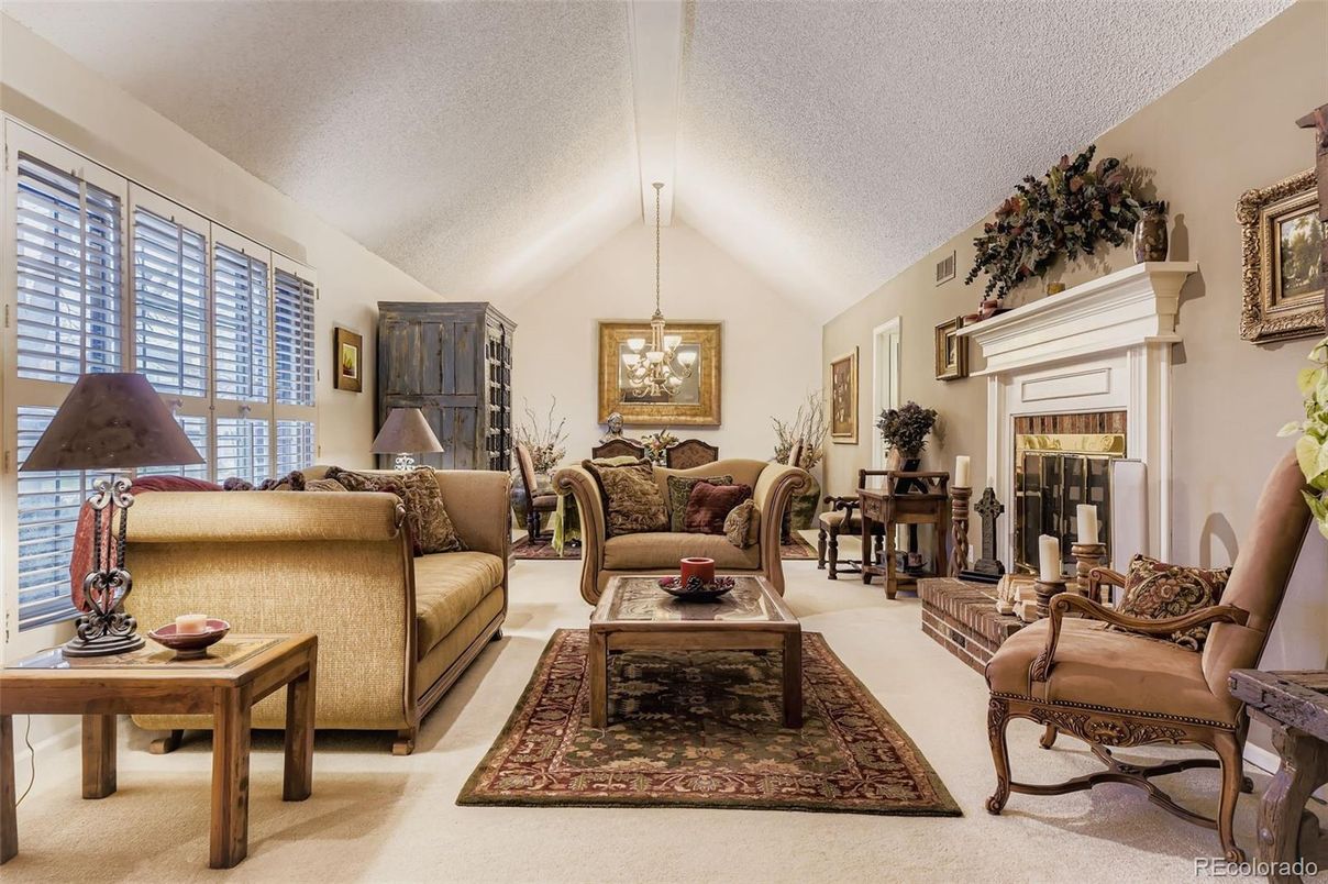 Dining room, Fireplace, Interior, Living room, Pendant Lights