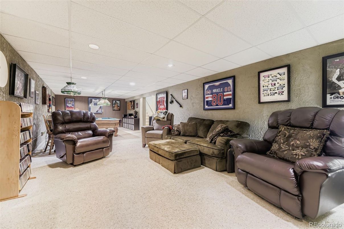 Interior, Living room, Recessed Lighting