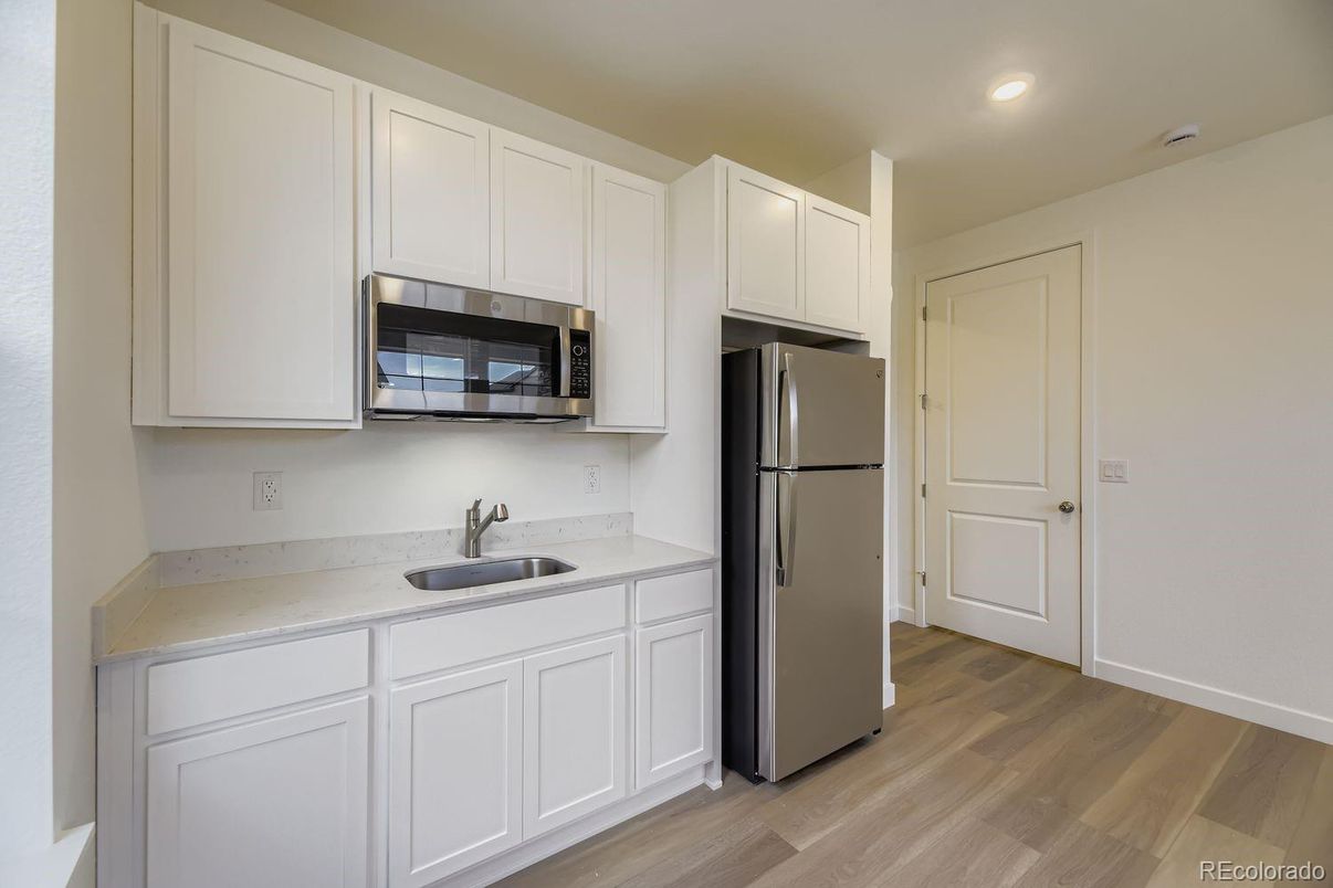 DE Listing image placeholder