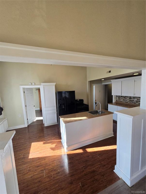 DE Listing image placeholder