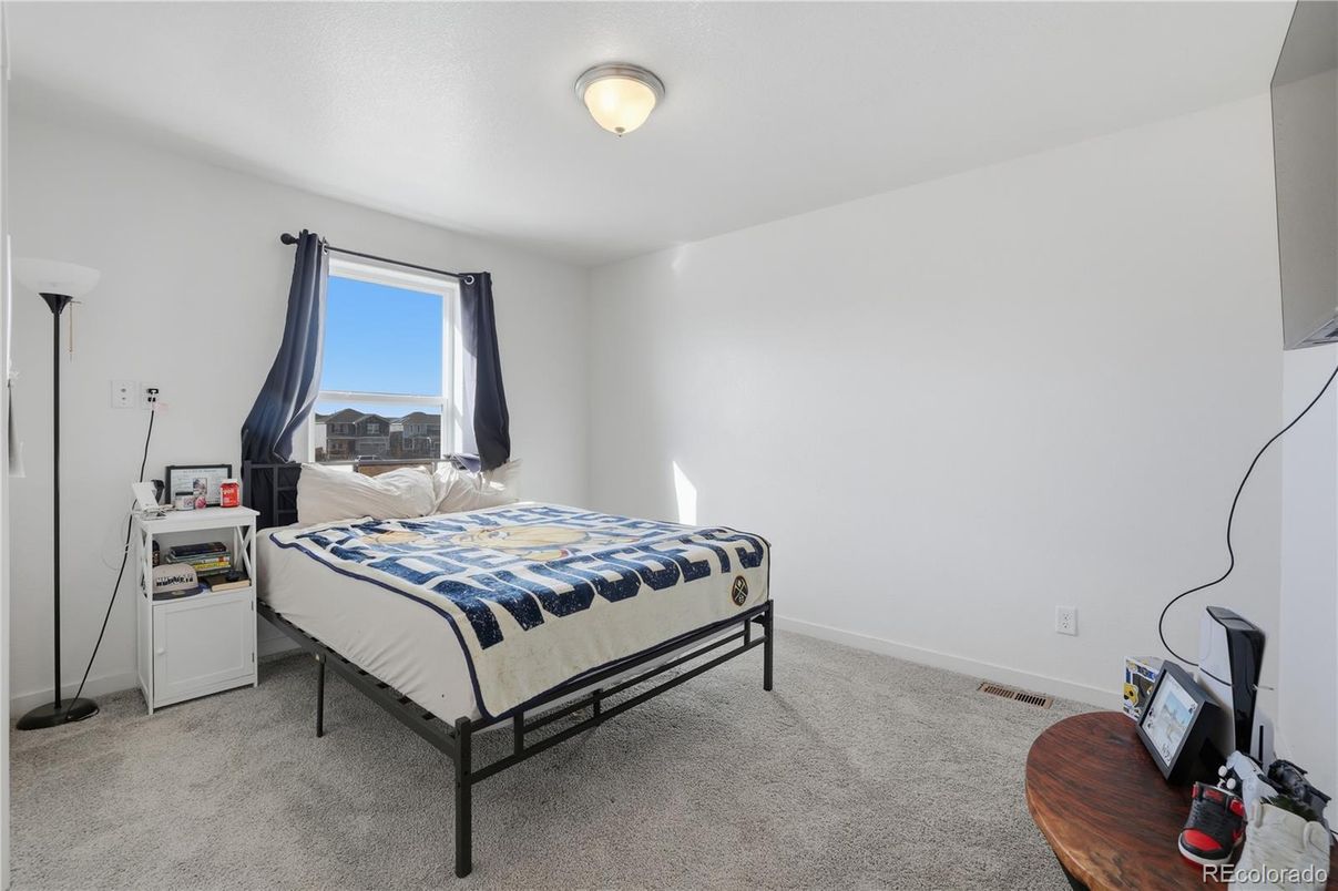 DE Listing image placeholder