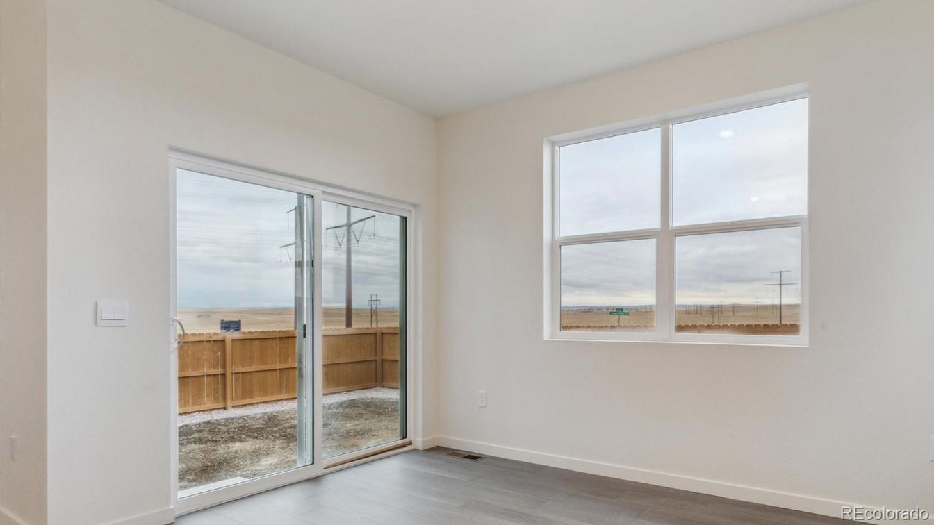 DE Listing image placeholder