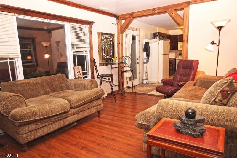 Interior, Kitchen, Living room, Recessed Lighting, Wood Texture Flooring