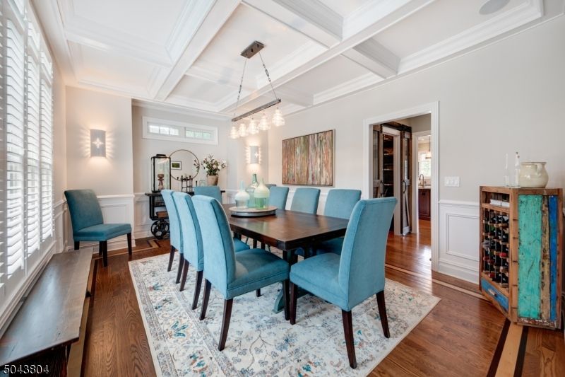 Chandelier, Dining room, Interior, Pendant Lights, Wood Texture Flooring