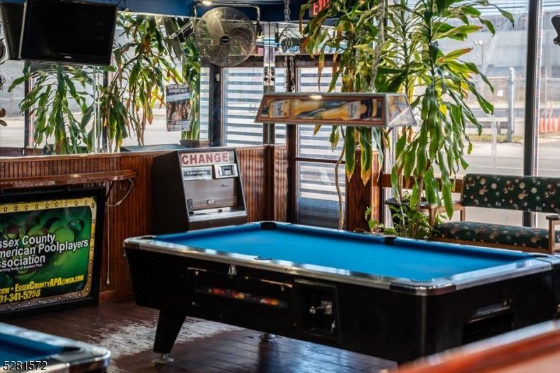 Billiard Table, Game Room, Interior, Wood Texture Flooring