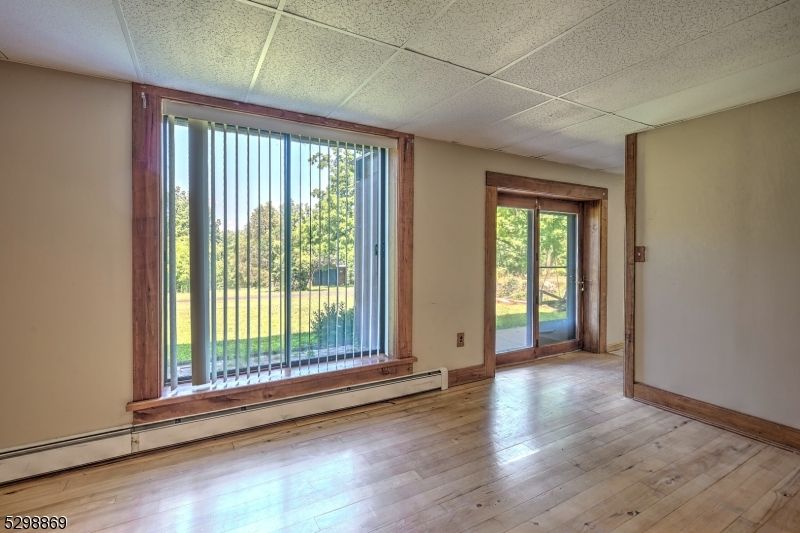 Empty room, Interior, Wood Texture Flooring