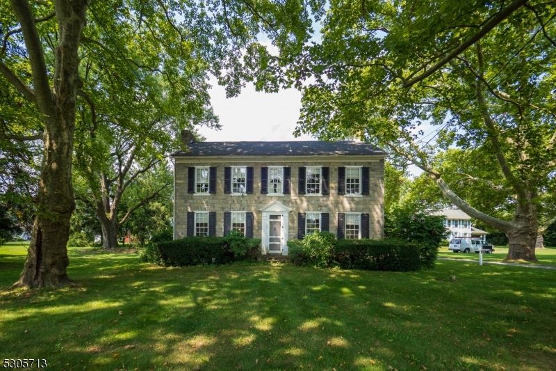 Backyard, Exterior, Facade, Georgian
