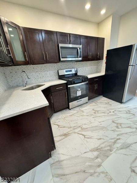 Interior, Kitchen, Marble, Recessed Lighting