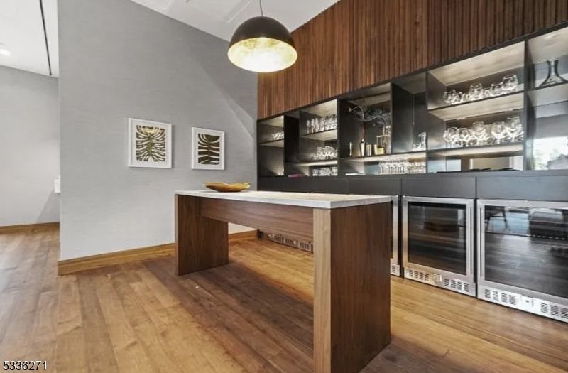 Interior, Pendant Lights, Recessed Lighting, Wood Texture Flooring