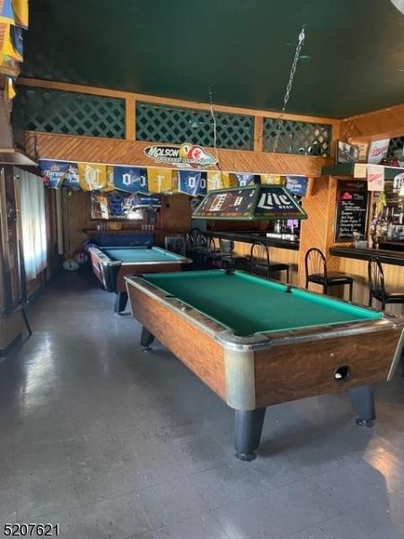 Billiard Table, Game Room, Interior