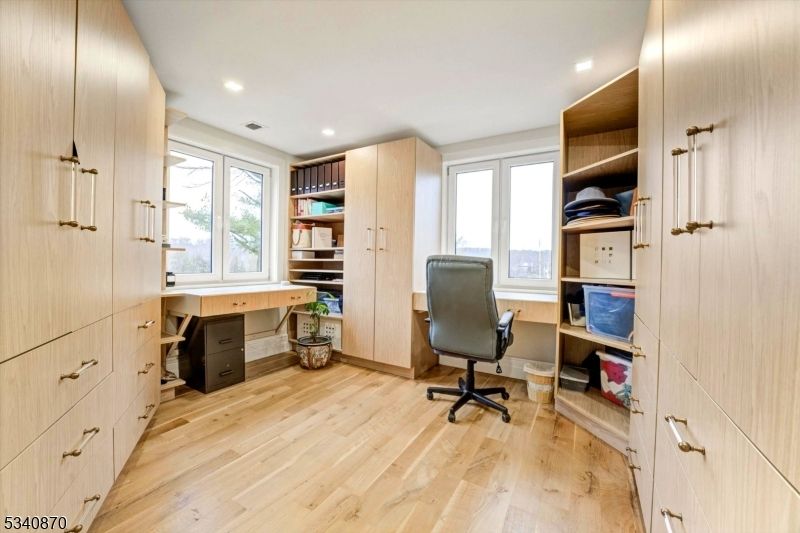 Home Office, Interior, Recessed Lighting, Wood Texture Flooring