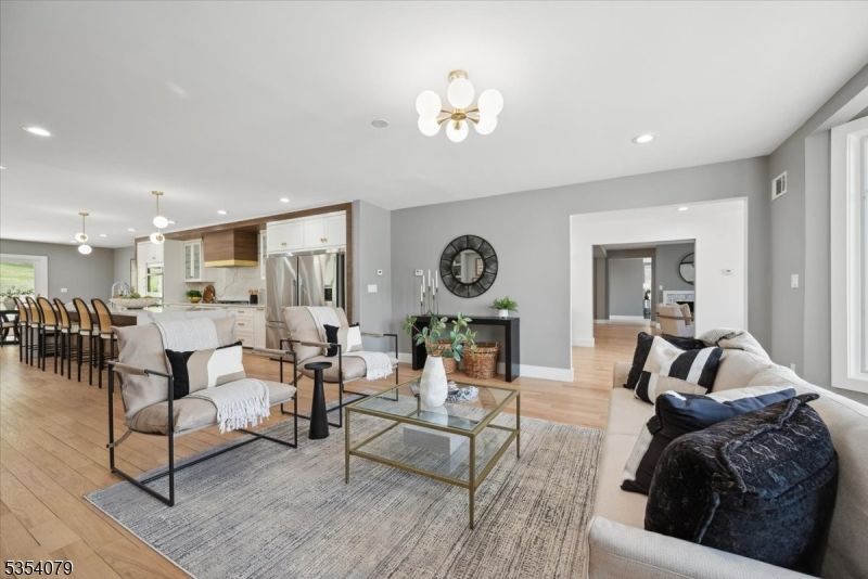 Dining room, Interior, Kitchen, Living room, Pendant Lights, Recessed Lighting, Stainless Steel Appliances, Wood Texture Flooring