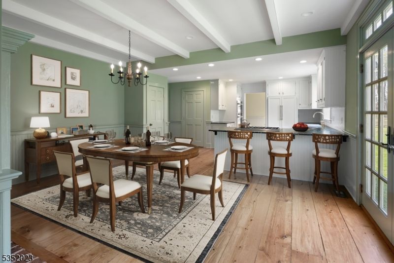 Chandelier, Dining room, Interior, Kitchen, Recessed Lighting, Wood Texture Flooring