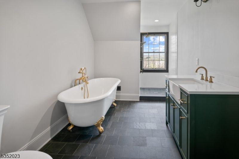 Bathroom, Dual Sink Vanities, Free Standing Baths, Interior, Recessed Lighting