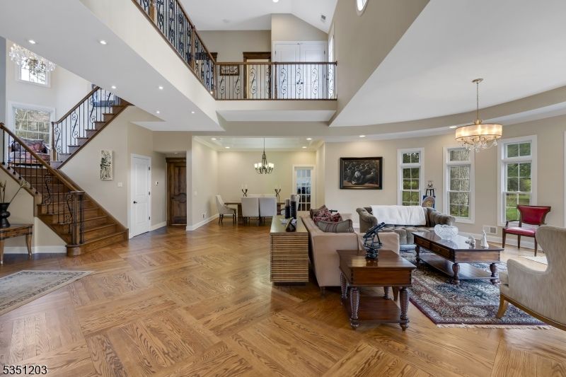 Chandelier, Dining room, Interior, Living room, Recessed Lighting, Wood Texture Flooring