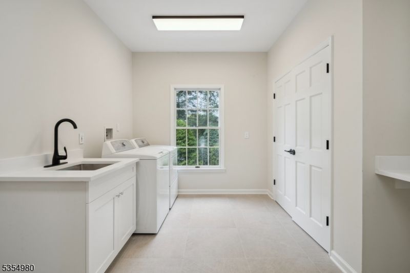 Interior, Washer
