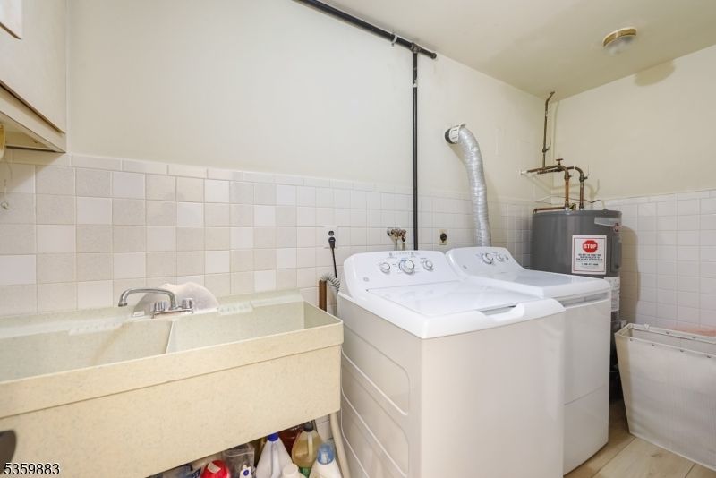 Interior, Washer