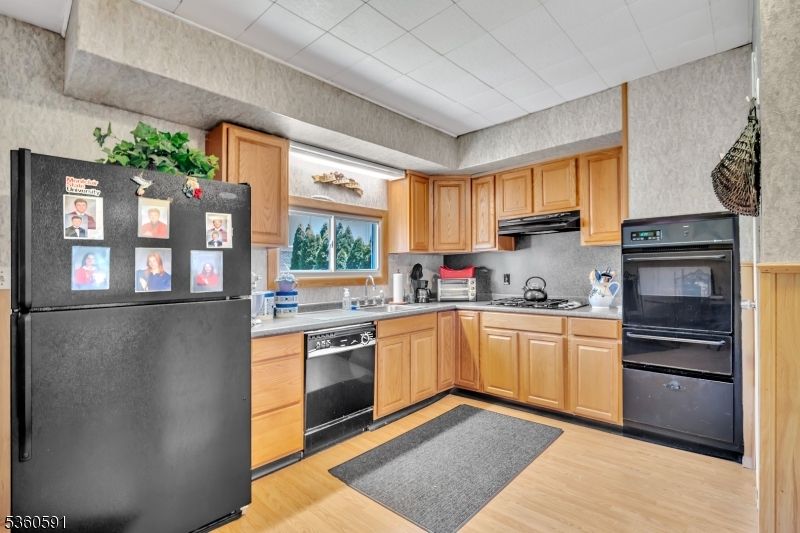 Interior, Kitchen, Wood Texture Flooring