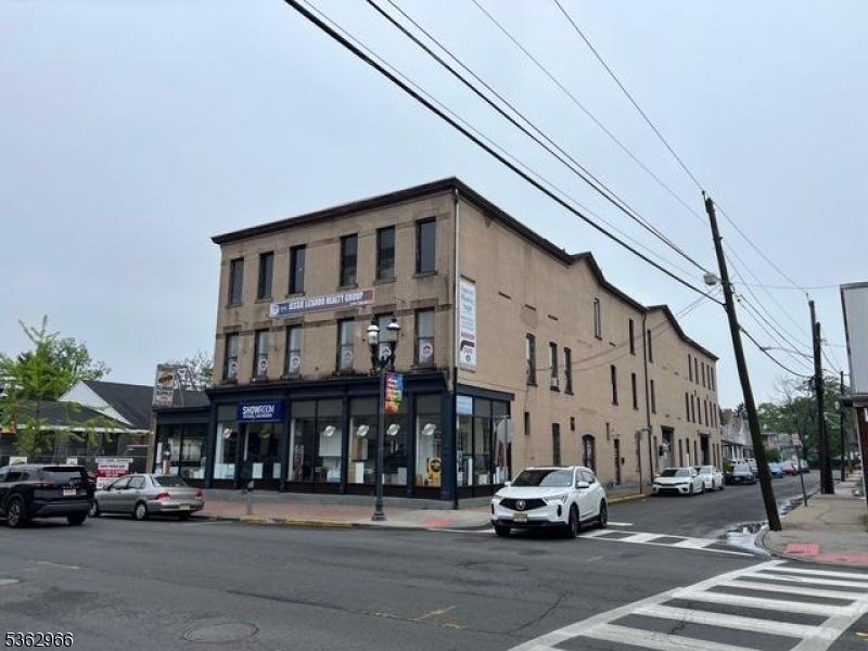Exterior, Facade, Condo Building