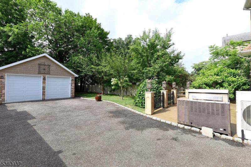 Backyard, Detached Garage, Exterior