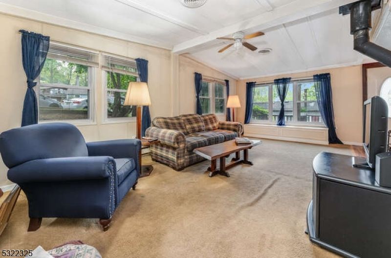 Fitness Equipment, Interior, Living room