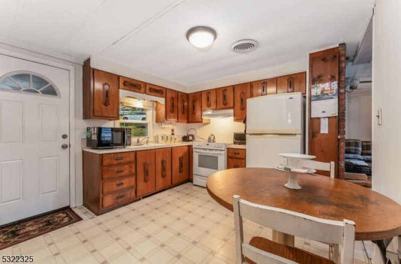 Dining room, Interior, Kitchen