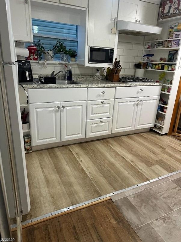 Interior, Kitchen, Wood Texture Flooring