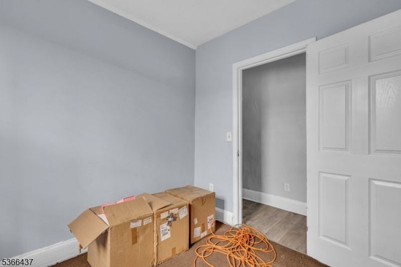 DE Listing image placeholder