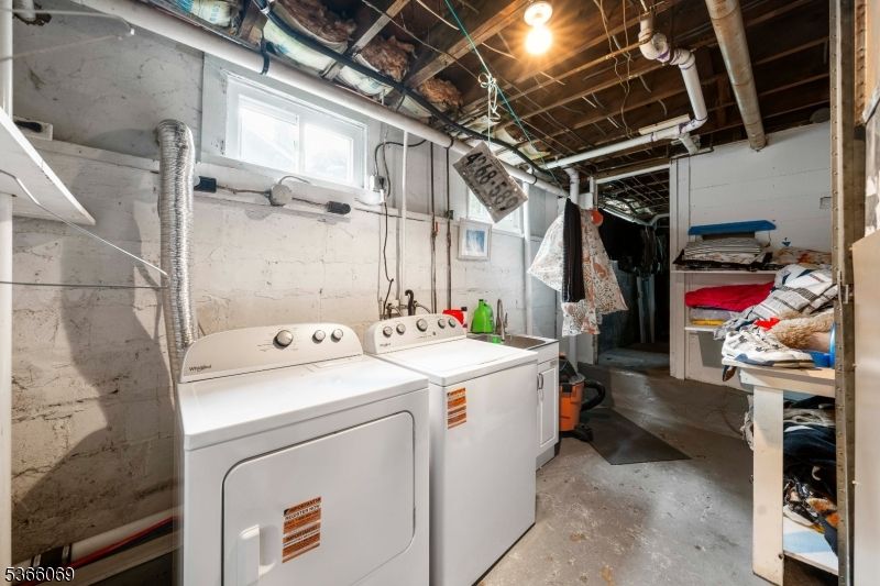 Interior, Utility Closets, Washer