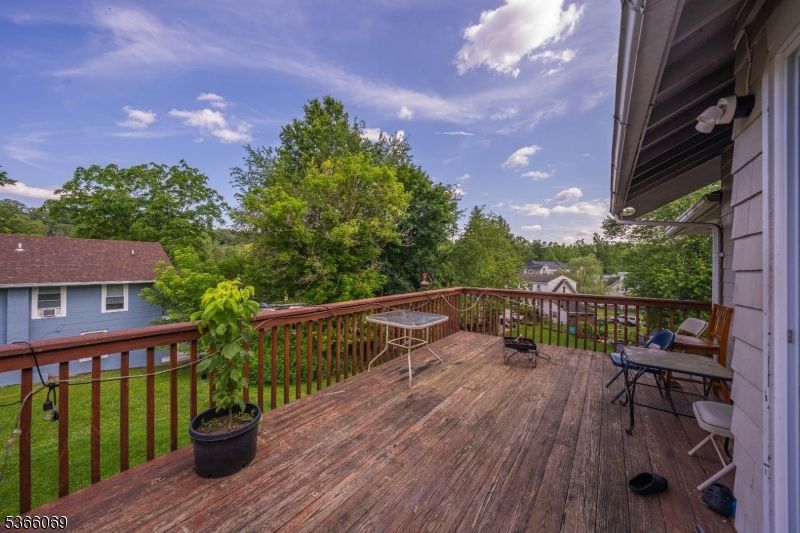 Exterior, Wood Texture Flooring