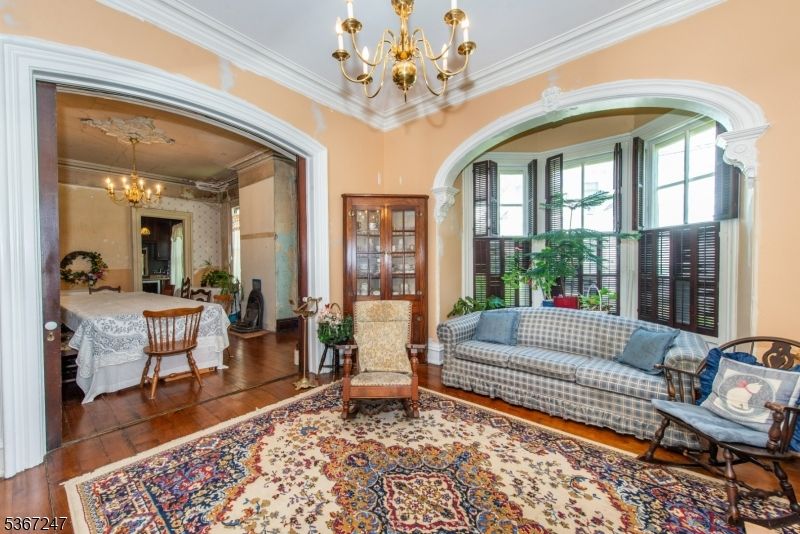 Chandelier, Interior, Wood Texture Flooring