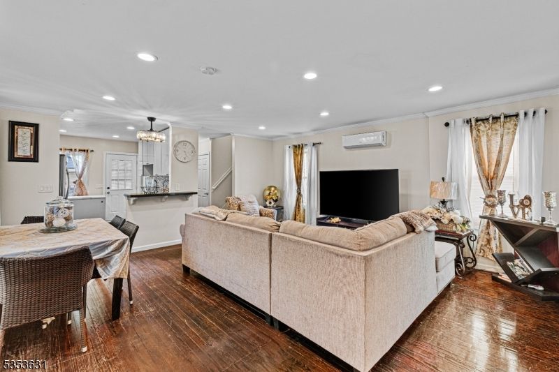 Dining room, Interior, Living room, Recessed Lighting, Wood Texture Flooring