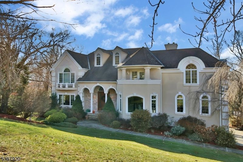 Backyard, Exterior, Facade, French Provincial