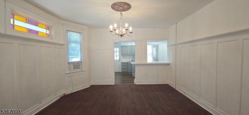 Chandelier, Empty room, Interior, Wood Texture Flooring
