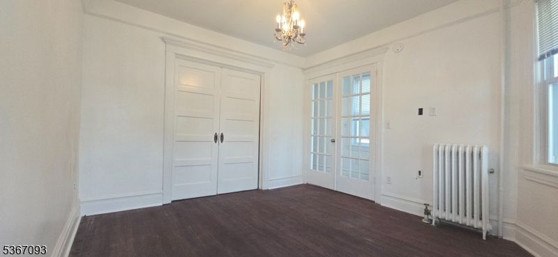 Chandelier, Empty room, Interior, Wood Texture Flooring